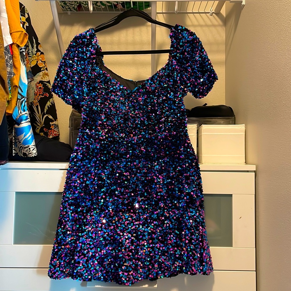NWT Zara sequin mini dress | Size Medium